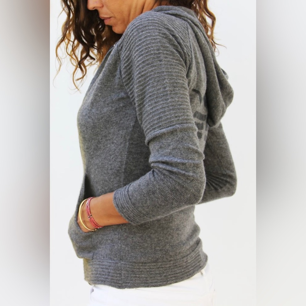 Free in St Barth Clyde Unisex Cashmere Hoodie Asphalt Size XS